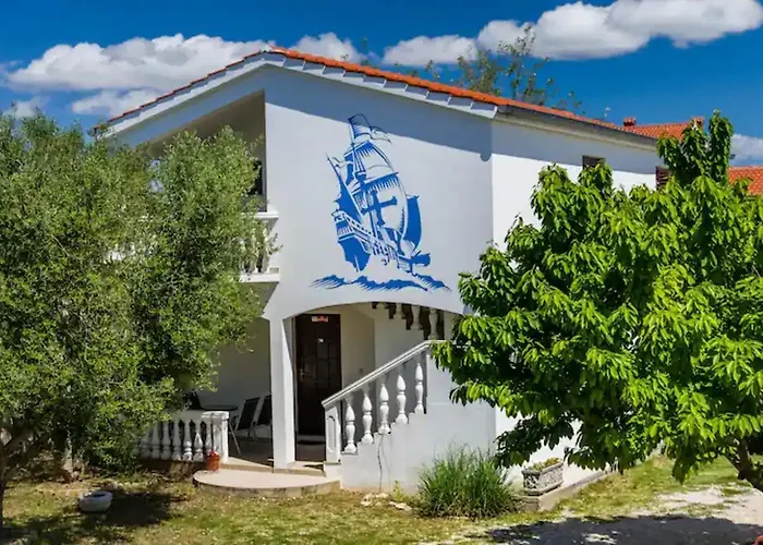 Апартаменты With Parking Space Nin, Zadar - 24984 *